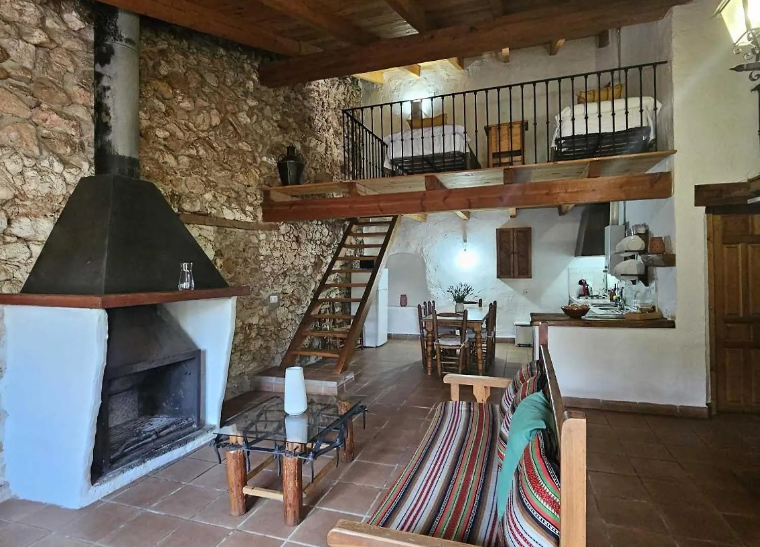 Cortijo Del Cura By Travel Home Cortijos Nuevos Hotel