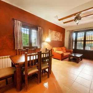  Chalet Robles De Altamira