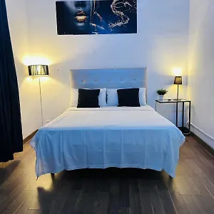 https://central-cozy-suite.topbarcelonahotels.com
